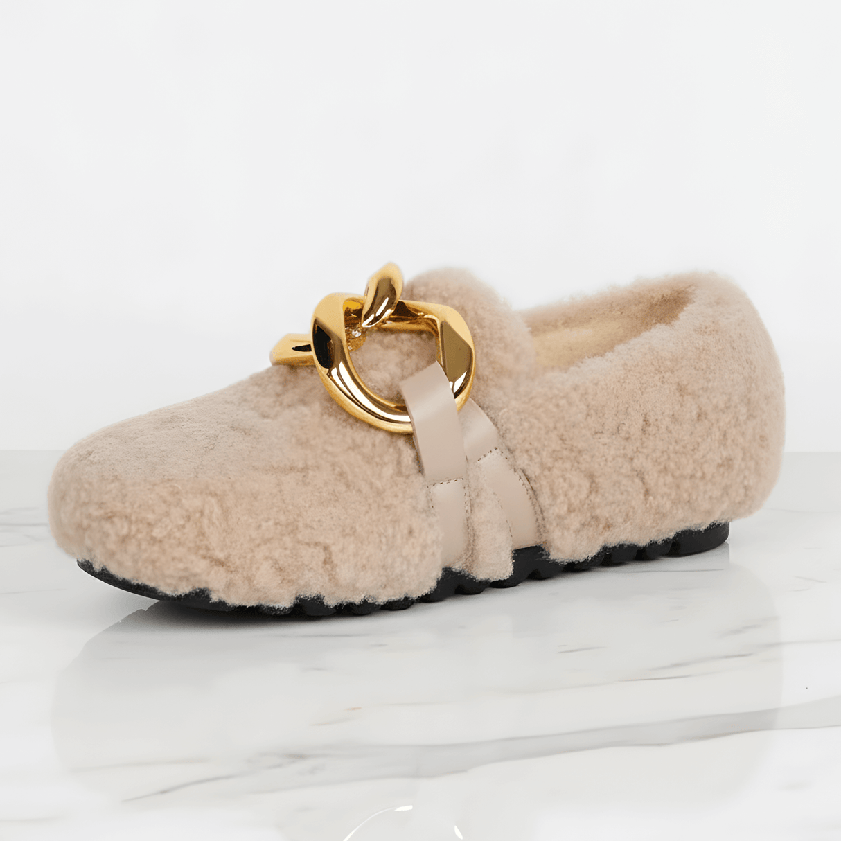 CozyGleam – Plush Faux Fur Cozy Shoes med Guldspänne och Teddy-Textur för Hem och Utomhus