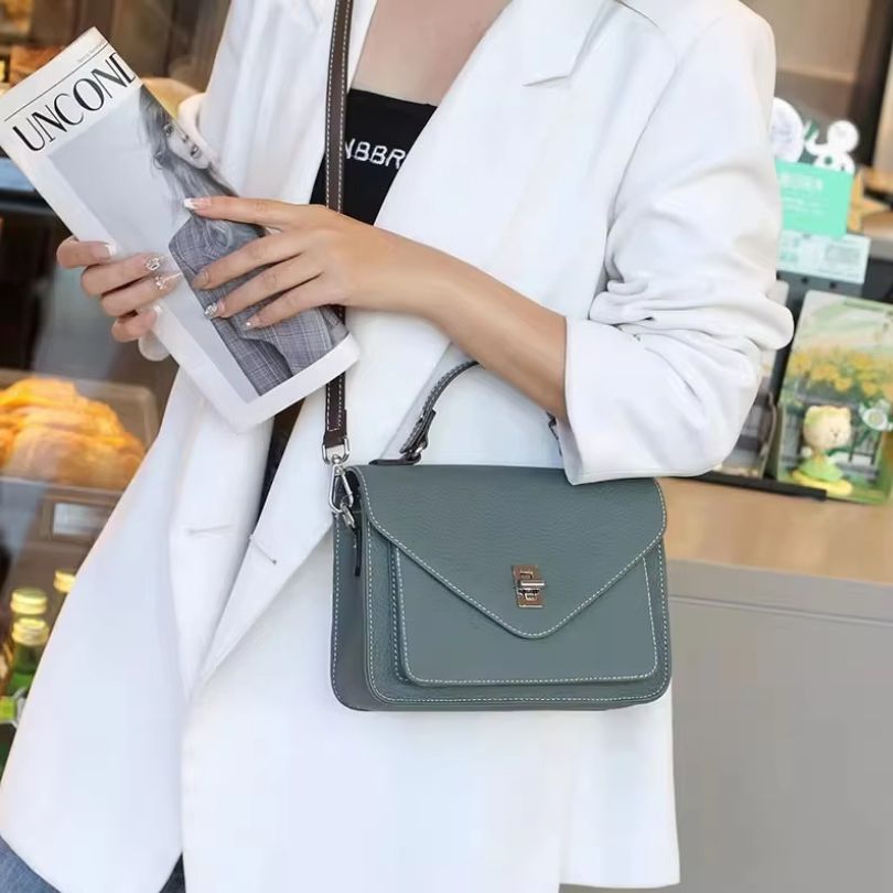 Amoria - Elegante Leren Kruistas voor Vrouwen