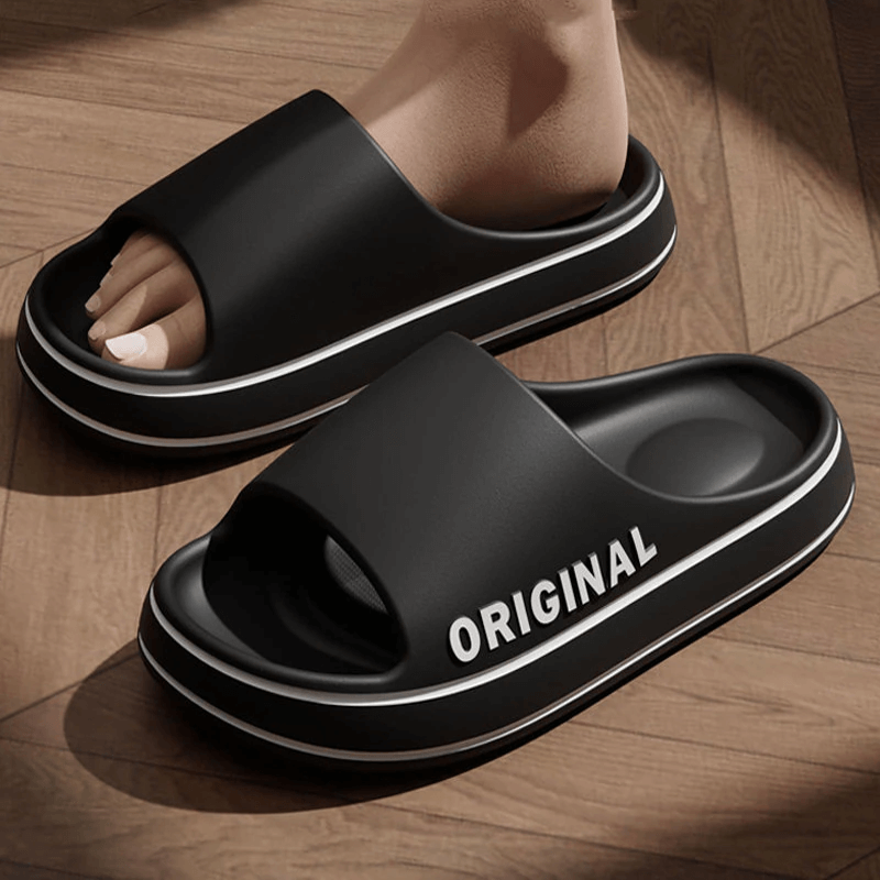 Comfortabele pantoffels met dikke zool