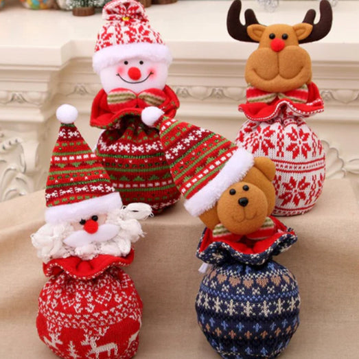 4x Gebreide kerstcadeauzakjes 3D poppen, Kerstman, Sneeuwpop, Eland, Hond