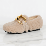 CozyGleam – Plush Faux Fur Cozy Shoes med Guldspänne och Teddy-Textur för Hem och Utomhus