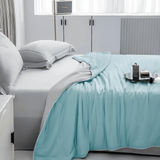 SIXTEN – Kylande Sval Täcke i 100% Polyester med Q-max 0,44 – Twin eller Queen