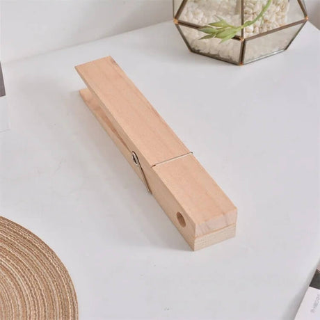 RustiClip - Wandgemonteerde Grote Houten Wasknijper | Rustieke Handdoekhouder in Decoratief Ontwerp