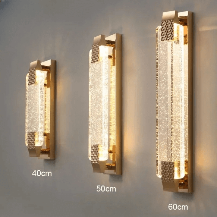 LuxeAngle - Wandlamp met Bubbel Kristal en Verguld Metaal | Elegante en Luxe Decoratieve Verlichting voor Slaapkamer & Woonkamer