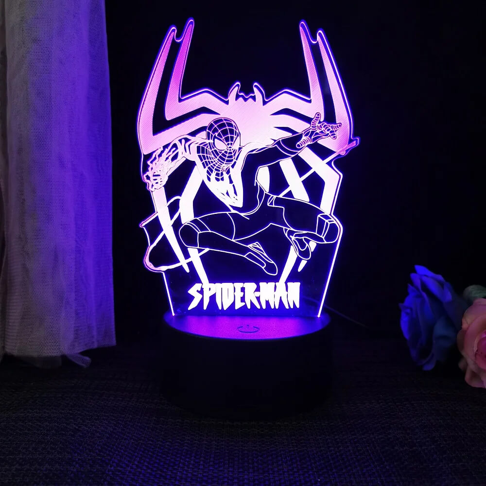 3D Superhjälte LED Nattlampa med Fjärrkontroll | 16 Färger & Touch – USB & Batteridriven Akryllampa för Barn & Gamingrum